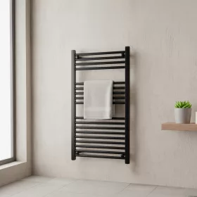 Egyenes törölközőszárító radiátor 1000x500 mm fekete