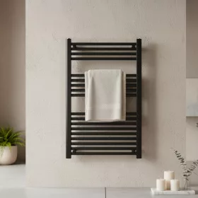Egyenes törölközőszárító radiátor 1000x600 mm fekete