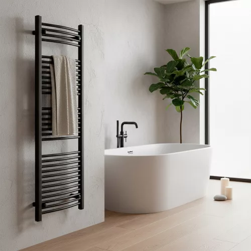 Íves törölközőszárító radiátor 1600x600 mm fekete